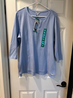 NWT- ORVIS TOP